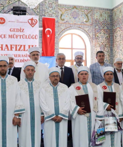 Gediz’de Hafız İcazet Merasimi duygulu anlara sahne oldu
