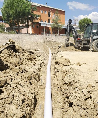 Şaphane'de ilaçlama ve çevre düzenleme çalışmaları sürüyor