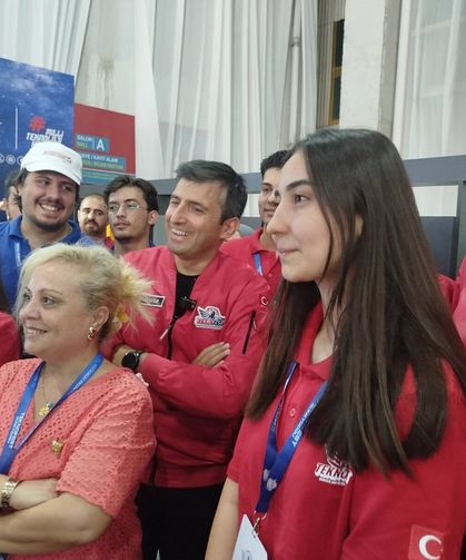 Simav Fen Lisesi’nin Anka Takımı TEKNOFEST’te çevreci projesiyle dikkat çekti