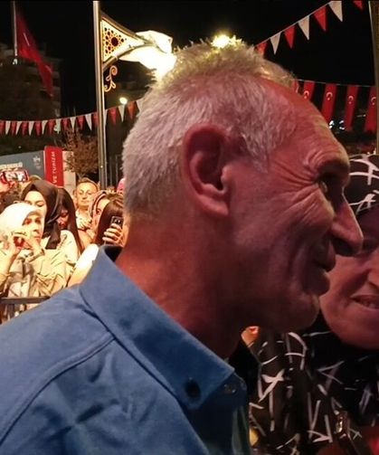 Kütahya’da Ekin Uzunlar konseri öncesi sürpriz özür: “Herkes sevdiklerinin kıymetini bilsin”