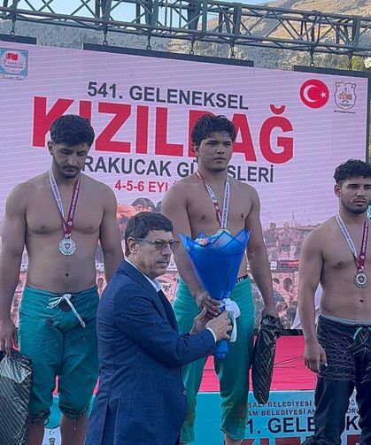 Tavşanlı’nın Gururu Ali Uysal Adana’da Şampiyon Oldu