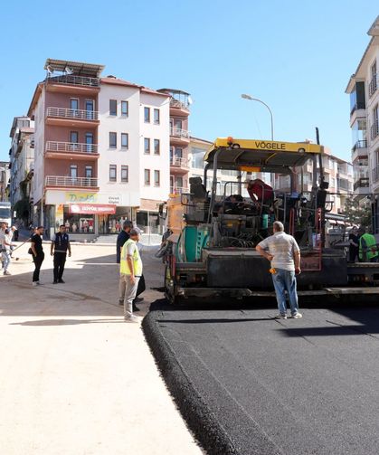 Tavşanlı’da Bir Cadde Daha Baştan Aşağı Yenileniyor