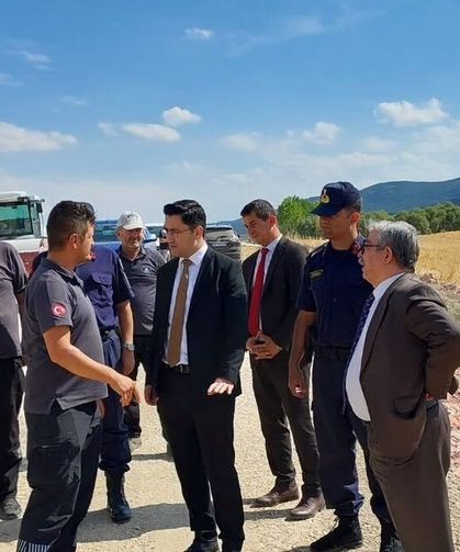 Dumlupınar Kaymakamı Karahan, köy ziyaretinde vatandaşlarla bir araya geldi