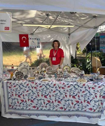 Kütahya'nın seramik sanatı İtalya'da uluslararası festivalde tanıtıldı