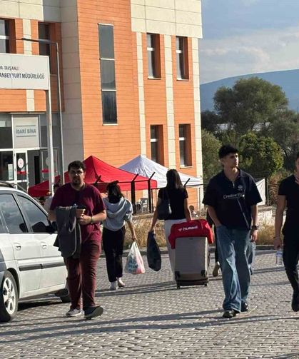 Tavşanlı'da üniversite heyecanı: Öğrenciler ve esnaf hazır