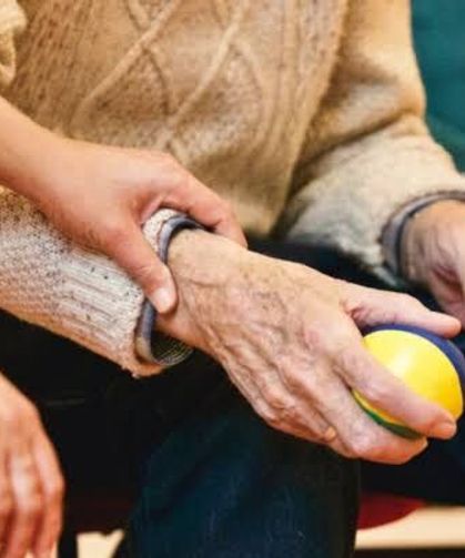 Kütahya İl Sağlık Müdürlüğü'nden farkındalık gününde Alzheimer uyarısı