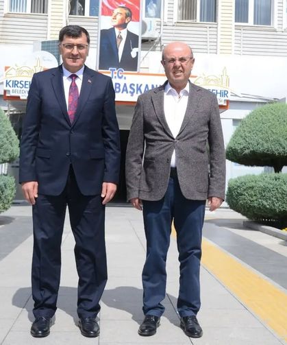Başkan Kahveci'den,  Kırşehir Belediye Başkanı Ekicioğlu’na ziyaret