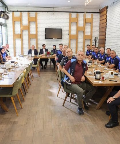 Başkan Kahveci, zabıta personeliyle kahvaltıda bir araya geldi