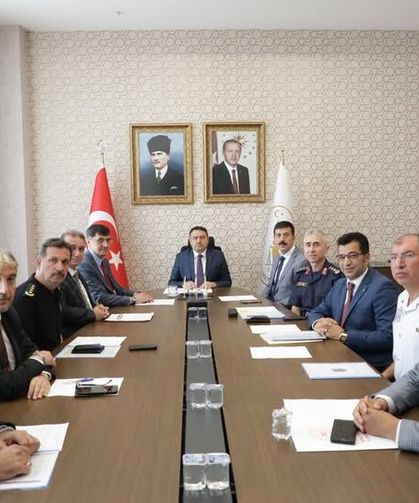 Kütahya’da üniversiteler için güvenlik zirvesi: Yeni eğitim yılı öncesi tedbirler değerlendirildi