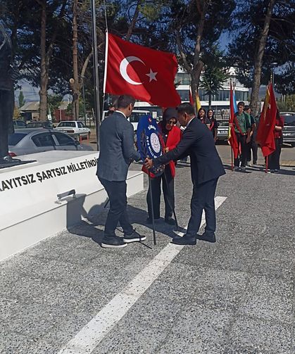 Simav'da 2026-2027 eğitim öğretim yılı törenle başladı