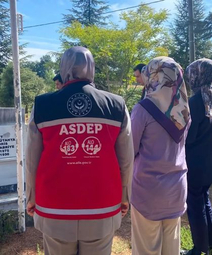 Tavşanlı’da şehit Ayhan Öğüt, vefat yıl dönümünde kabri başında anıldı