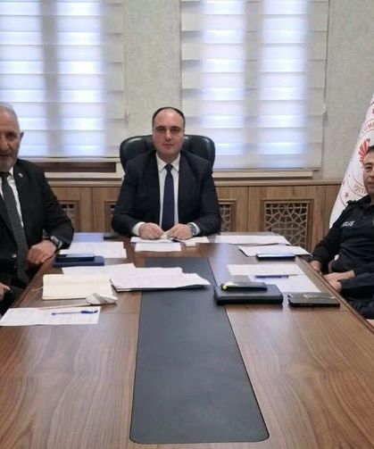 Aslanapa’da güvenli eğitim için kurumlar bir araya geldi