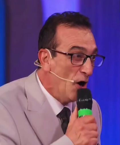 Kütahyalı Çiçekçi İsmail Kaos Show’a damga vurdu: Bülent Ersoy kahkahalara boğuldu !