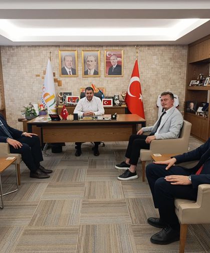 Gediz Ülkü Ocakları Başkanı Türk'ten, Başkan Akel'e ziyaret