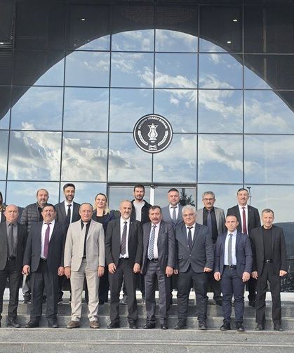 Kütahya Ticaret Borsası’nda Meclis Üyeleri seçimi noktalandı: Gözler 9 Ekim'e çevrildi