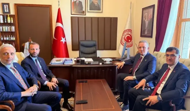Kütahya’da sıra dışı tablo: AK Parti ve CHP aynı masada!