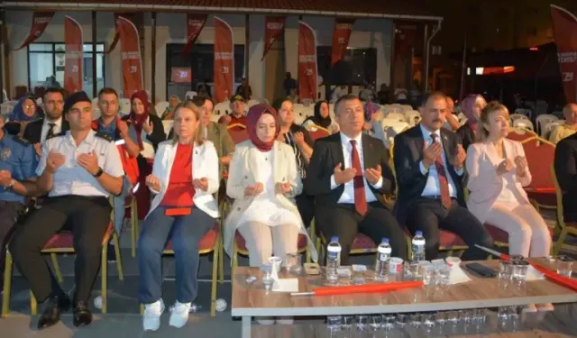 Demokrasi nöbeti tutuldu