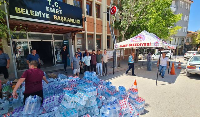 Emet Belediyesi’nden Bursa’daki Yangınlara Anlamlı Destek