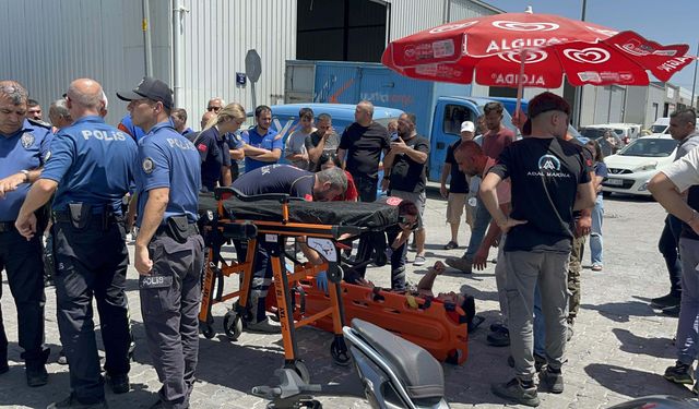 Kaza Anı Kamerada: 2 Kişi Hastanelik Oldu