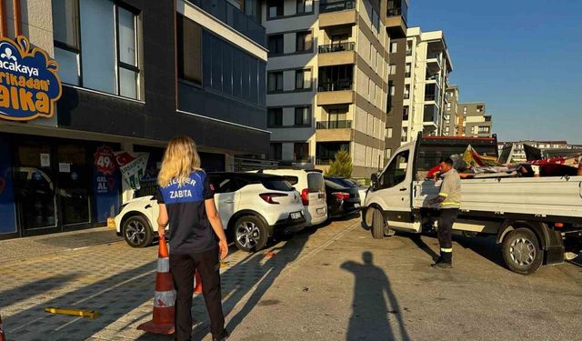 Nilüfer’de Tabela Kirliliği Temizleniyor