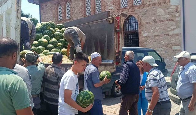 Orman yangınında zarar gören çiftçilere anlamlı destek
