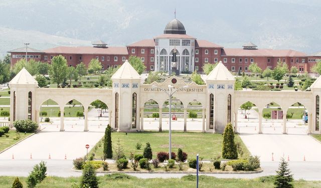 Dumlupınar Üniversitesi  Türkiye İkinciliğini Kaptı