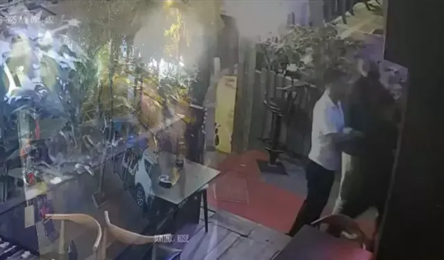 Restoranda kayıp telefon iddiası: 20 yaşındaki genç öldürüldü