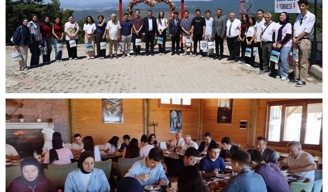 YKS’de İlk 50 Bine Giren Kütahya'da Öğrenciler Ödüllendirildi