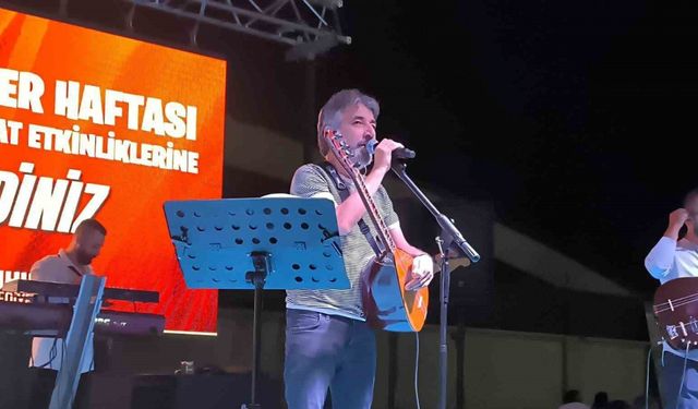 Ali Kınık Zafer Şenlikleri’nde Coşturdu