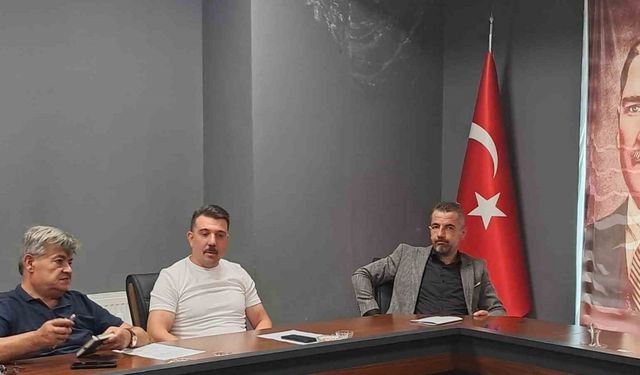 MHP’li meclis üyeleri partilerinden istifa etti