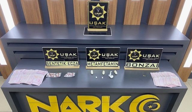Uşak’ta Şüpheli Motosikletten Uyuşturucu Çıktı