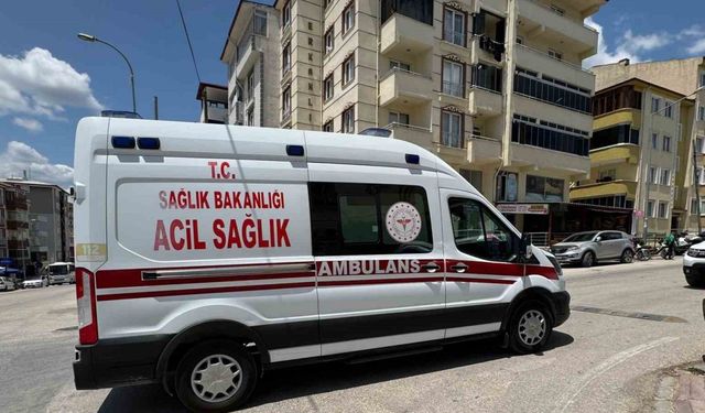 Yolda kaza: Motosiklet sürücüsü yaralandı