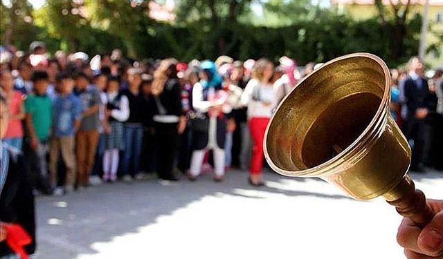 1.Sınıflar ve Okul Öncesi Uyum Eğitimi Ne Zaman Başlıyor? İşte Tüm Tatil ve Kapanış Tarihleri