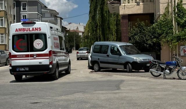Hafif ticari araç, bisikletle çarpıştı: 1 yaralı