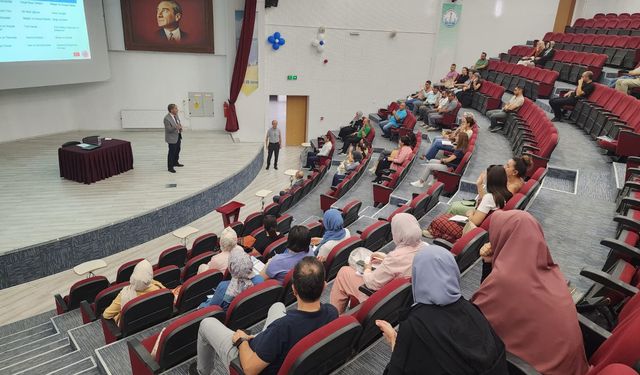 Kütahya’da Seminer Haftası Eğitim Camiasını Buluşturdu