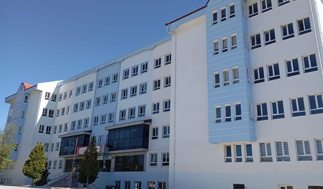 Kütahya’da Eğitim Yatırımları Hız Kesmeden Sürüyor! 3 Yeni Okul Açıldı