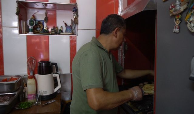 Samanpazarı’nın Asırlık Köftecisi, 5. Kuşakla Yoluna Devam Ediyor