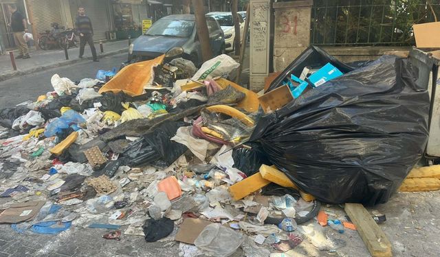 Karşıyaka’da çöp çilesi üçüncü gününde
