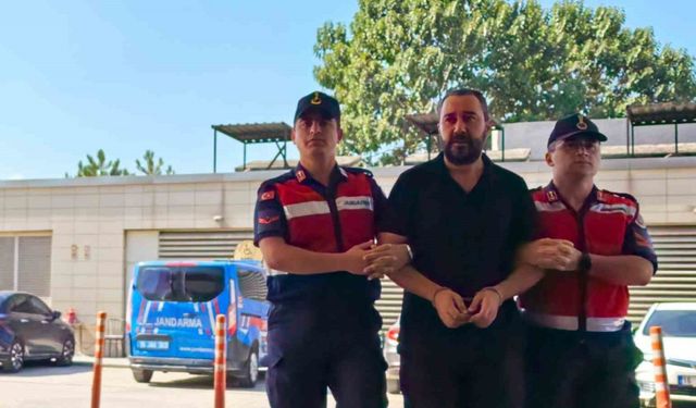 Kavanozlarda Esrar Sakladı: Jandarma Yakayı Ele Verdi