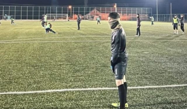 Tavşanlı Linyitspor'un 16 yaşındaki kalecisi 1 puanı kurtardı