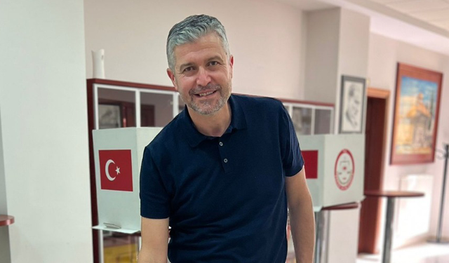 Kütahya Eczacı Odası’nda Cahit Ceylan Yeniden Başkan Seçildi