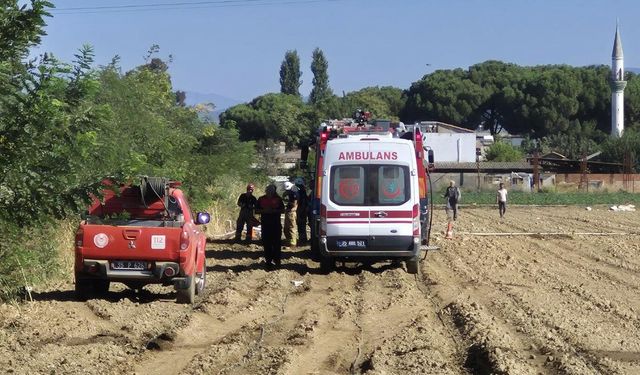 İzmir’de Eğitim Uçağı Düştü: 1 Pilot Hayatını Kaybetti