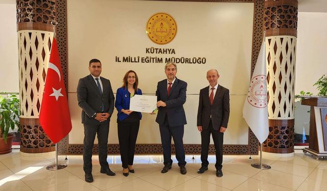 “Çevre Beratı” Kütahya’da bu okula verildi