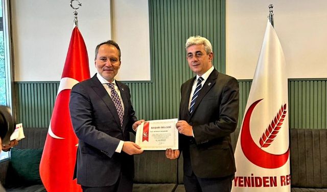 Yeniden Refah Partisi Kütahya’dan Türkiye derecesi