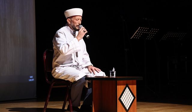 Kütahya’da “Peygamberimiz ve Aile Ahlakı” Konferansına Yoğun Katılım