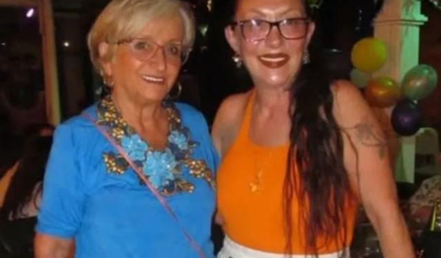 Ünlü şarkıcı Güllü balkondan düşerek hayatını kaybetti