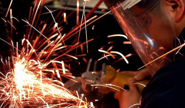 En yüksek aktif büyüklük imalat sektöründe gerçekleşti