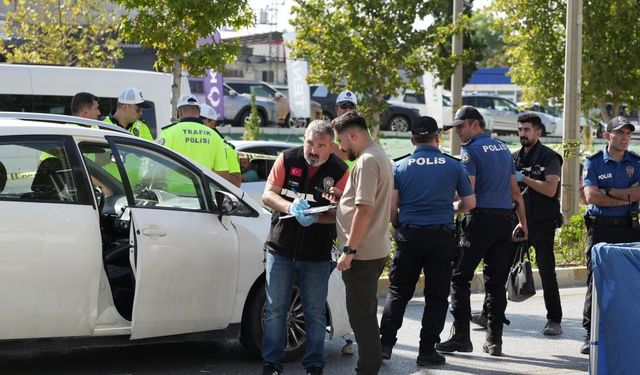 Yolun karşısına geçerken hayatından oldu