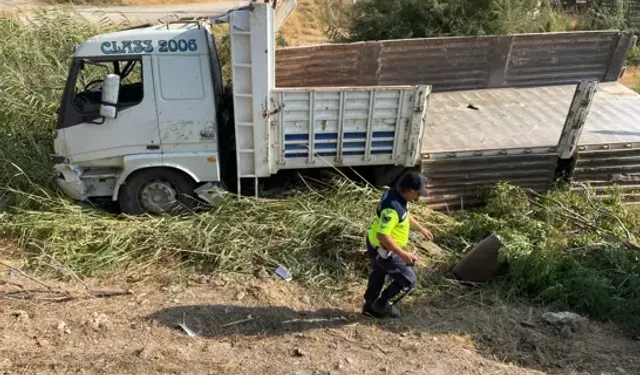 Direksiyon hakimiyetini yitirdi, şarampole uçtu