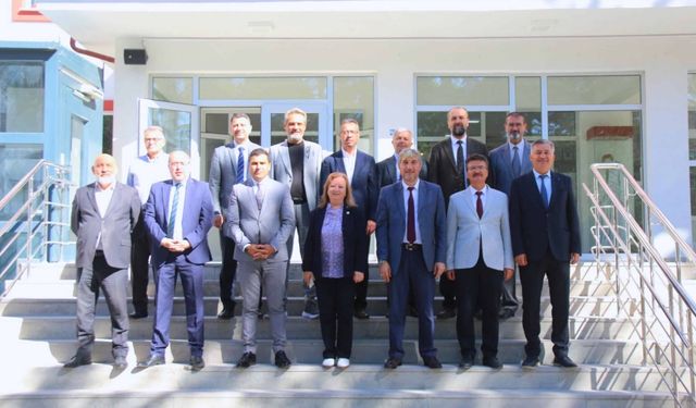 Kütahya'da meslek liseleri için kritik toplantı düzenlendi